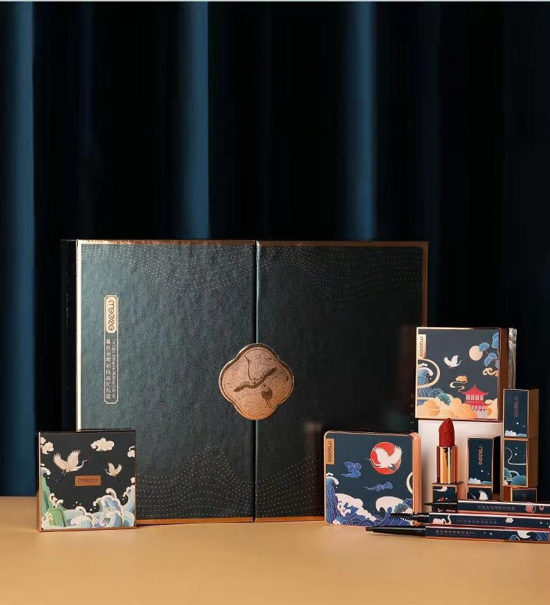 Chinoiserie Eyeshadow and Lipstick Makeup Set