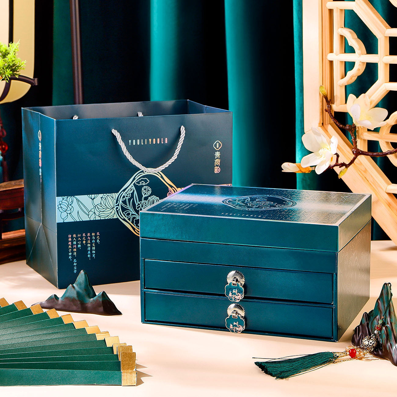 Green Lotus Beauty Makeup And Skin Care 18pcs